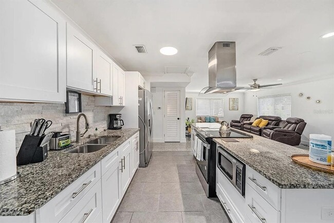 property at 8017 Dell Dr