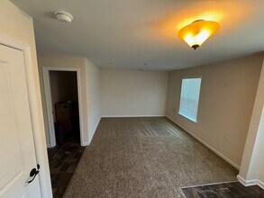 5645 Freewill Ln in Virginia Beach, VA - Building Photo - Building Photo