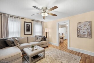 10 Kenvil Ave in Roxbury Township, NJ - Building Photo - Building Photo