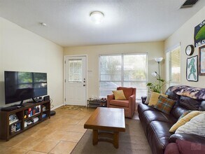4521 Avenue F in Austin, TX - Building Photo - Building Photo