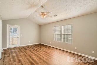 1476 Steam Engine Way NE in Conyers, GA - Building Photo - Building Photo