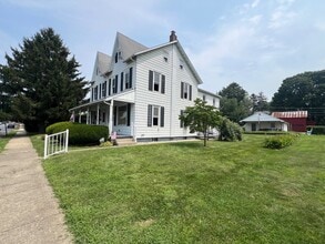 822 Tuckerton Ave in Temple, PA - Building Photo - Building Photo