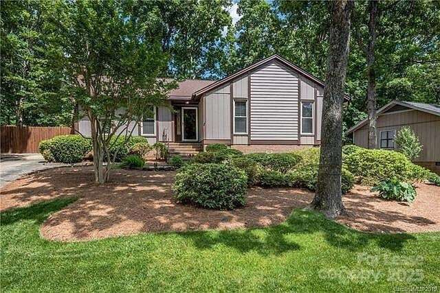 property at 9619 Barkridge Rd