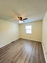 2498 W Jane Cir Dr in Fayetteville, AR - Building Photo - Building Photo