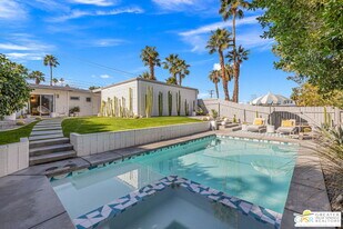 37830 Cathedral Canyon Dr in Cathedral City, CA - Building Photo