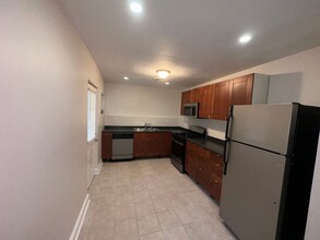 2212 Adams Dr NW-Unit -2045 LaDawn Ln NW in Atlanta, GA - Building Photo - Building Photo