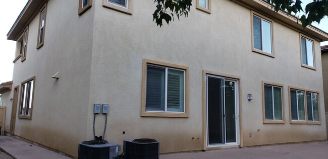 property at 70 Vía De La Valle