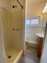 327 Semple St in Pittsburgh, PA - Building Photo - Building Photo