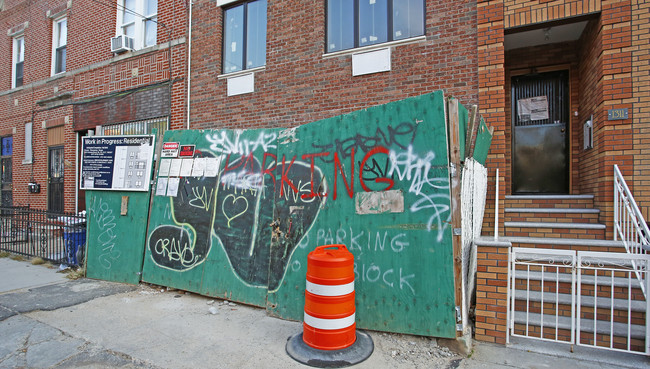 1309 Ovington Ave in Brooklyn, NY - Building Photo - Building Photo