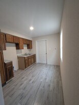 10 N Ohio Ave in Orlando, FL - Building Photo