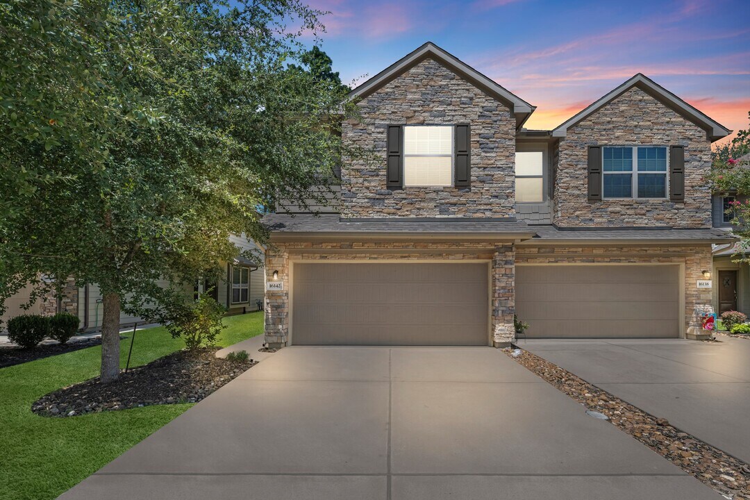 16142 Beachside Pl in Crosby, TX - Building Photo