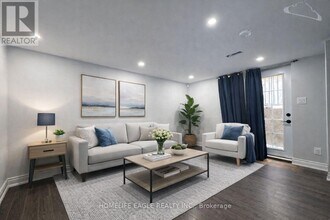 23 Lindridge Ave in Brampton, ON - Building Photo - Building Photo