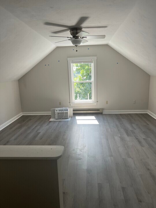 176 South St in Plainville, MA - Building Photo