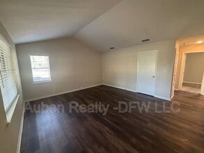 1619 N Alexander St in Sherman, TX - Building Photo - Building Photo