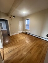 260 Brookline St, Unit 1 Apartamentos