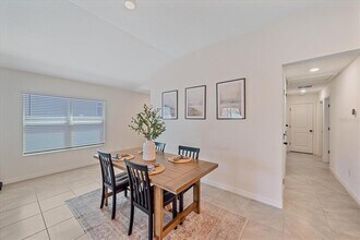 9018 Sandy Bluffs Circle in Parrish, FL - Building Photo - Building Photo