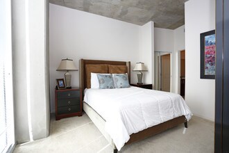 Element in Tampa, FL - Foto de edificio - Interior Photo