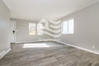 4523 Curtis Ave in Omaha, NE - Building Photo - Building Photo