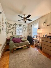 5 Sachem St, Unit 1 in Boston, MA - Foto de edificio - Building Photo