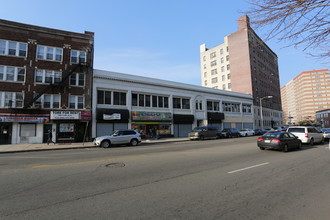 13 N Harrison St in East Orange, NJ - Building Photo - Building Photo