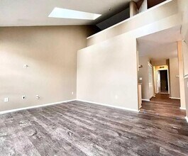 15650 Stone Crossing Dr in Southfield, MI - Building Photo - Building Photo