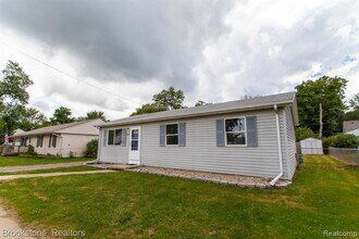 59063 1st in New Haven, MI - Building Photo - Building Photo