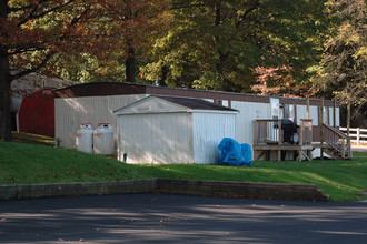 Mountaintop in Narvon, PA - Building Photo - Building Photo