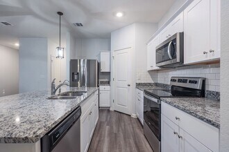 19616 Caymus Dr in Pflugerville, TX - Building Photo - Building Photo