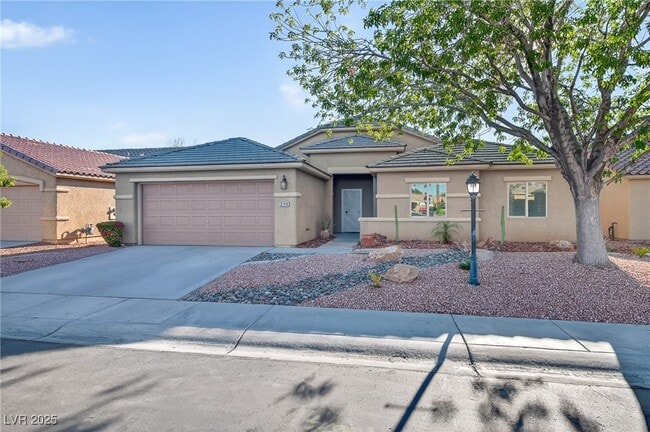 property at 3798 Greenfield Lakes St