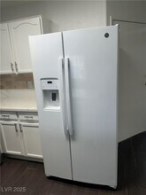 1956 Vista Malaga St in Las Vegas, NV - Building Photo - Building Photo