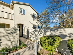 1521 Silver Shadow Dr in Thousand Oaks, CA - Building Photo - Building Photo