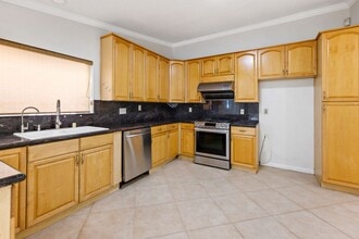 1167 Tierra Luna, Unit Q-86 in Walnut, CA - Building Photo - Building Photo