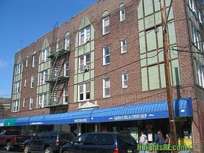 27 - 35 W First St in Bayonne, NJ - Building Photo - Building Photo