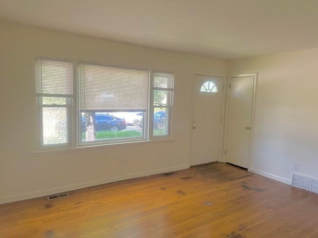 1465 Anniston Dr in Lexington, KY - Building Photo - Building Photo