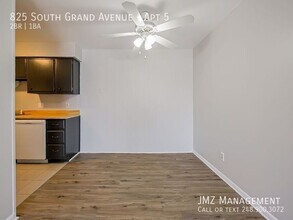 825 S Grand Ave in Fowlerville, MI - Building Photo - Building Photo