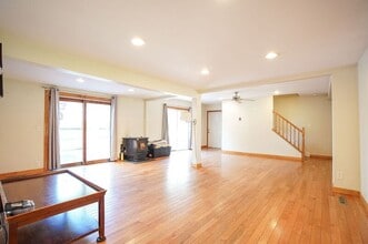74 Hagan Ave in Westfield, MA - Building Photo - Building Photo