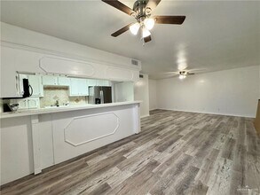 18 Highland Park Ave in Mission, TX - Building Photo - Building Photo