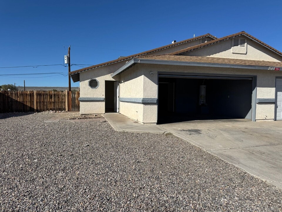 2145 Riviera Blvd in Bullhead City, AZ - Building Photo