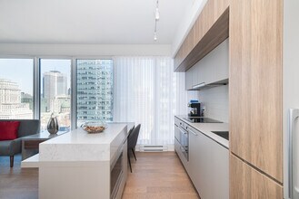 1160 Rue De la Gauchetière O in Montréal, QC - Building Photo - Building Photo