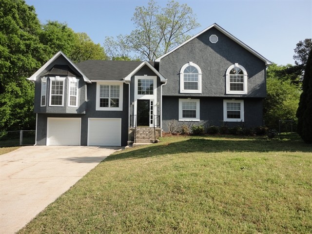 1100 Whistle Dr in Austell, GA - Building Photo