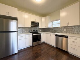 114 Friendship St in Duquesne, PA - Building Photo