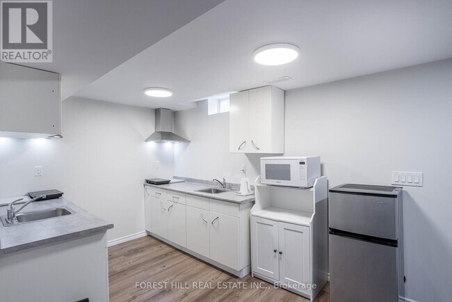125 Brookmill Dr in Vaughan, ON - Building Photo - Building Photo