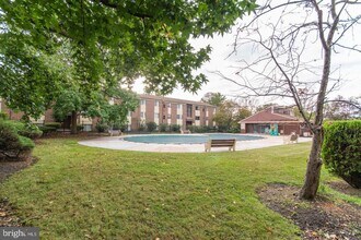 9921 Bustleton Ave in Philadelphia, PA - Building Photo - Building Photo