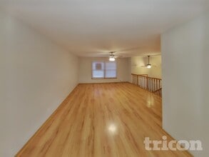 1045 Brush Hill Ln in Lake Zurich, IL - Foto de edificio - Building Photo