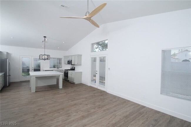 248 Misty Garden St in Henderson, NV - Building Photo - Building Photo