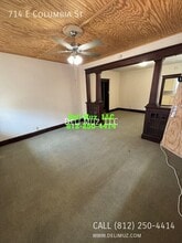714 E Columbia St in Evansville, IN - Foto de edificio - Building Photo