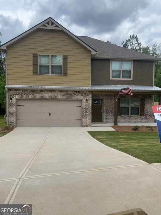401 Crescent Ct in Griffin, GA - Building Photo