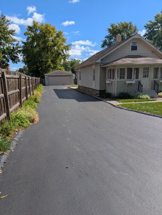 14837 Keating Ave in Midlothian, IL - Building Photo