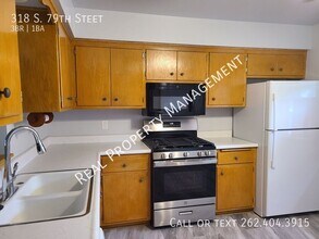 318 S 79th St in Milwaukee, WI - Building Photo - Building Photo