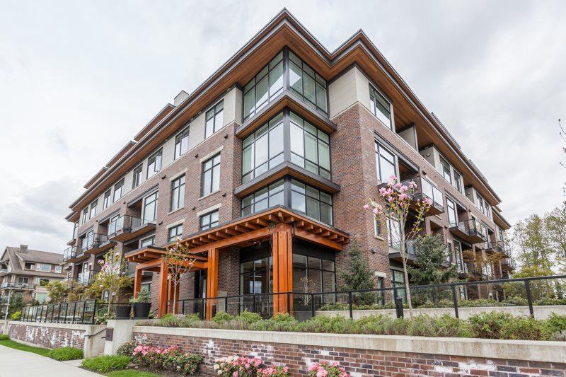 260 Salter St in New Westminster, BC - Building Photo